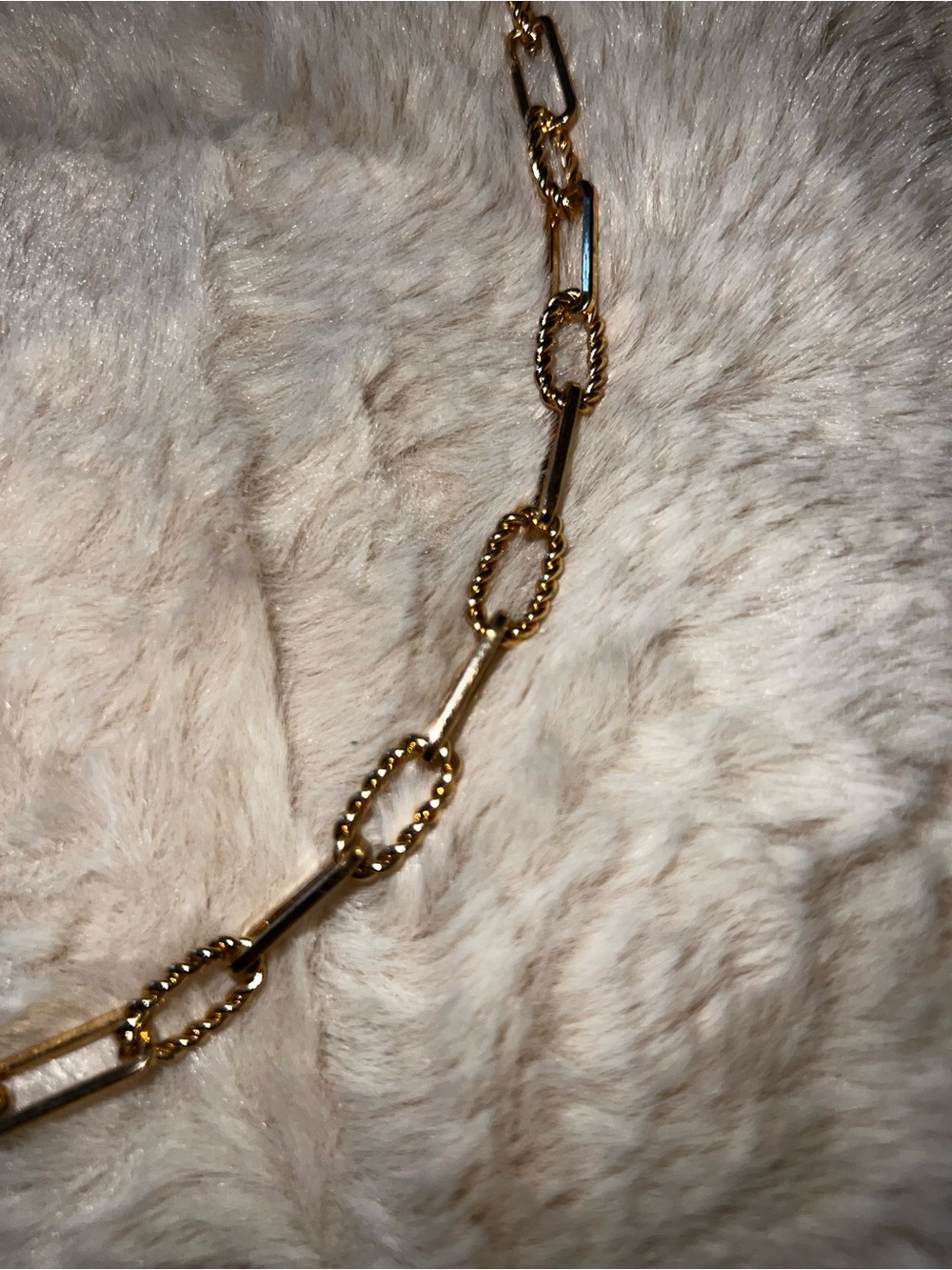 Gold Link Chain Necklace - Women’s Fashion Jewelry